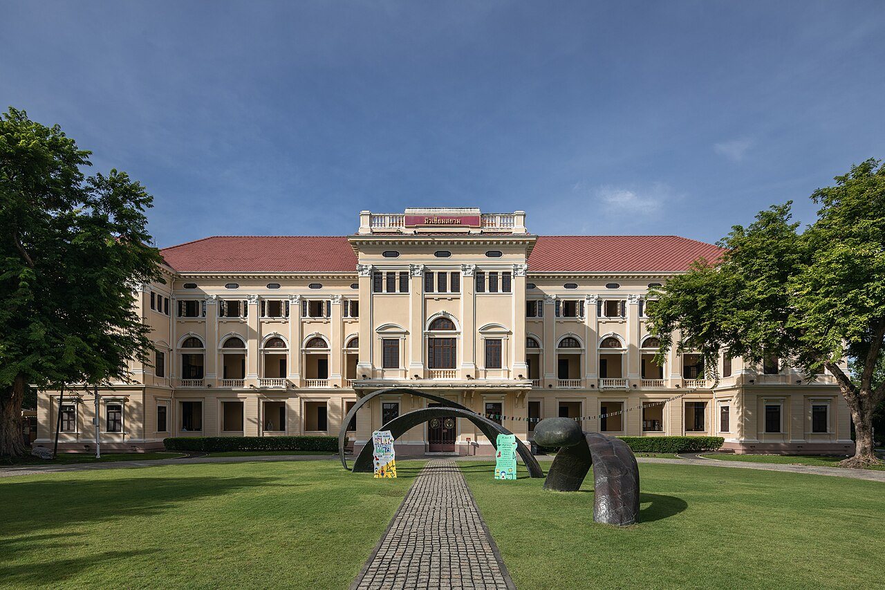 Edifício histórico que abriga o Museum Siam em Bangkok