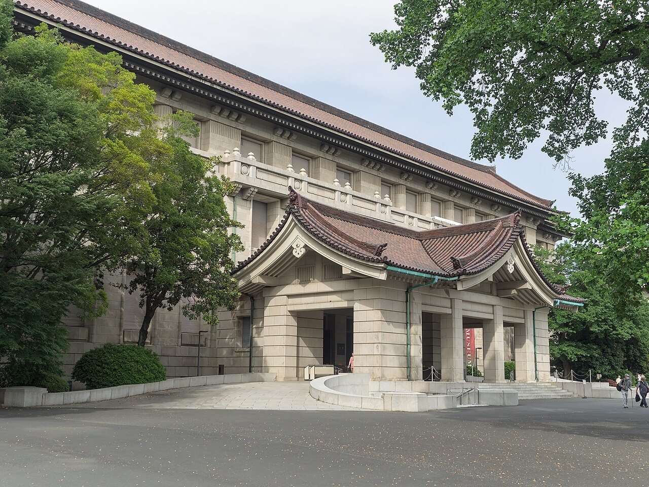 Fachada do edifício Honkan do Museu Nacional de Tóquio, no Parque Ueno